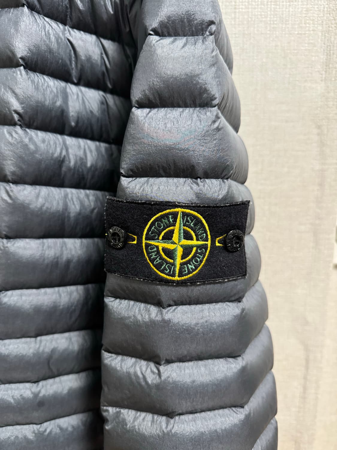 스톤아일랜드 룸 우븐 경량 패딩 L사이즈 상품이미지3