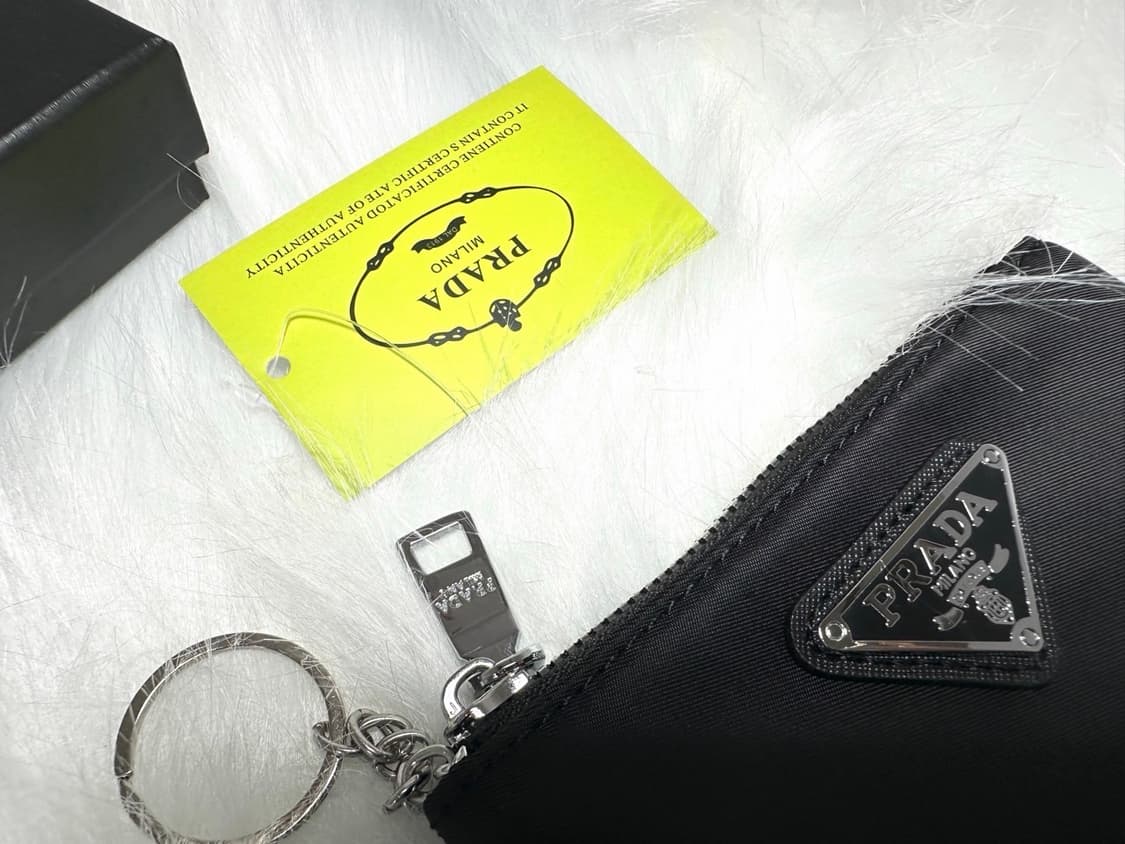 프라다 뷰티 나일론 미니 파우치 동전지갑   상품이미지8