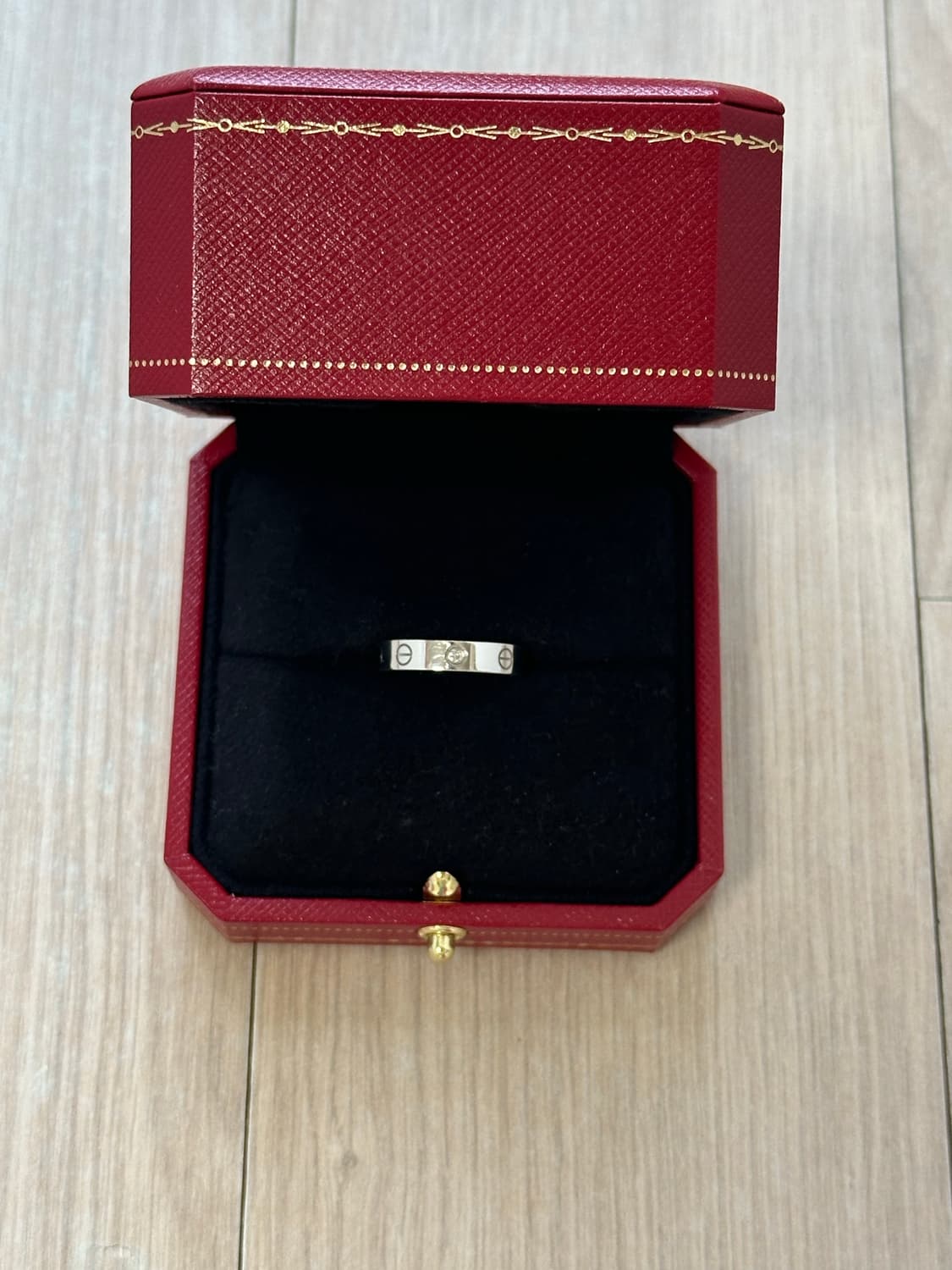 까르띠에 다이아 러브링 화이트골드 51호 상품이미지9