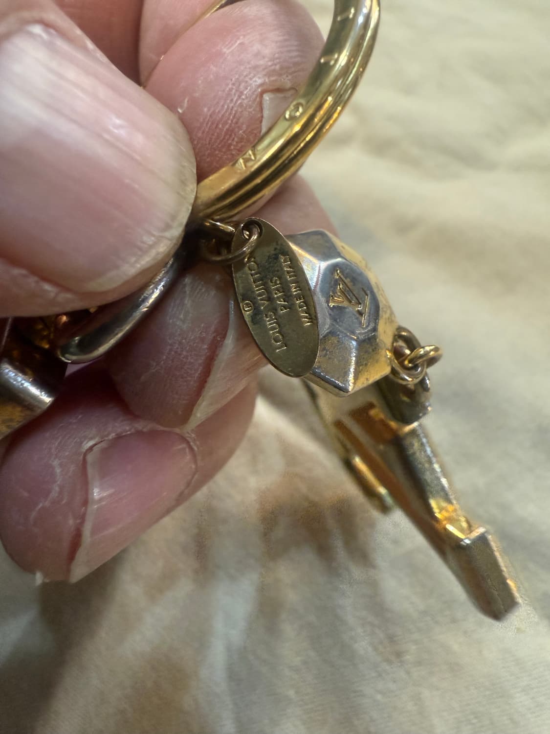 정품 루이비통 키링 팝니다 상품이미지3