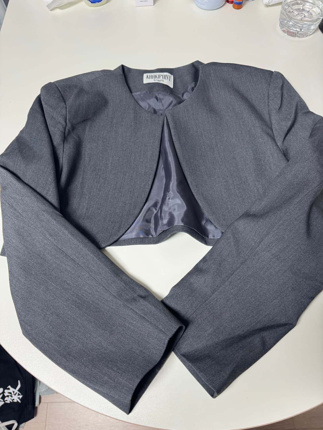 카키포인트 크롭 자켓 상품이미지1