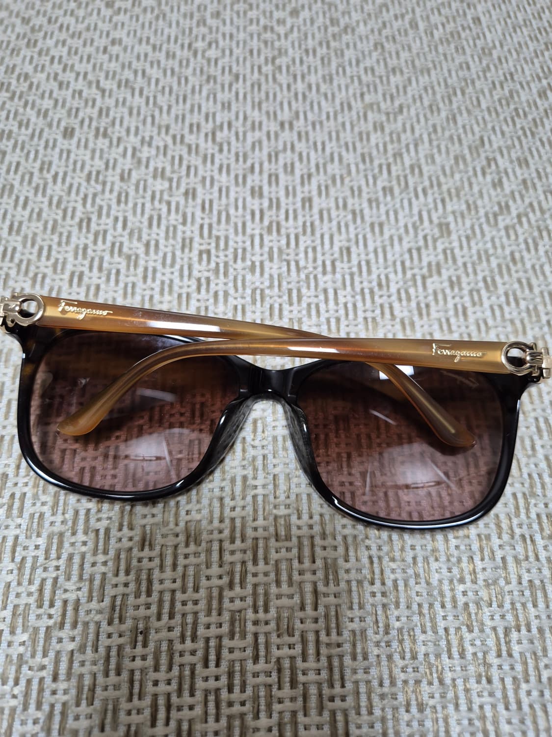 (정픔) 살바토레 페라가모 선글라스 여성용  상품이미지5