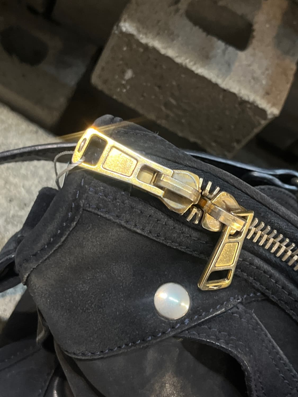 셀린느 레더 숄더 백 상품이미지8