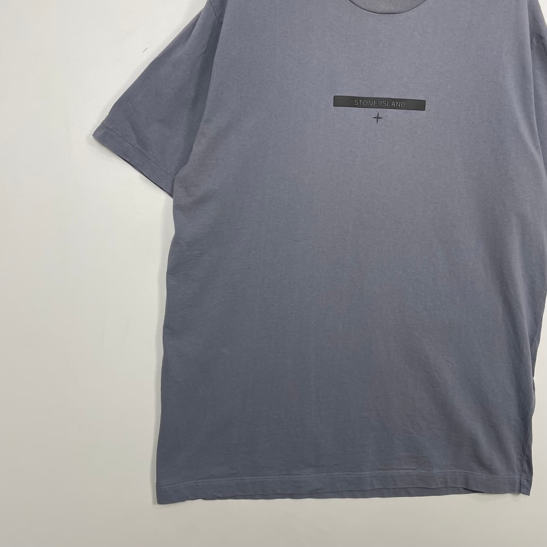 스톤아일랜드 반팔티 상품이미지3