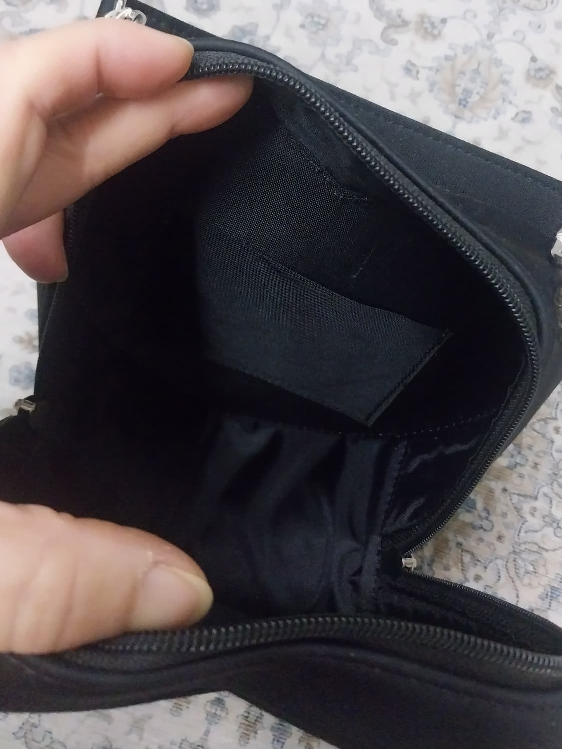 아디다스 업사이클링 미니 하트 백 블랙 토트백 상품이미지6