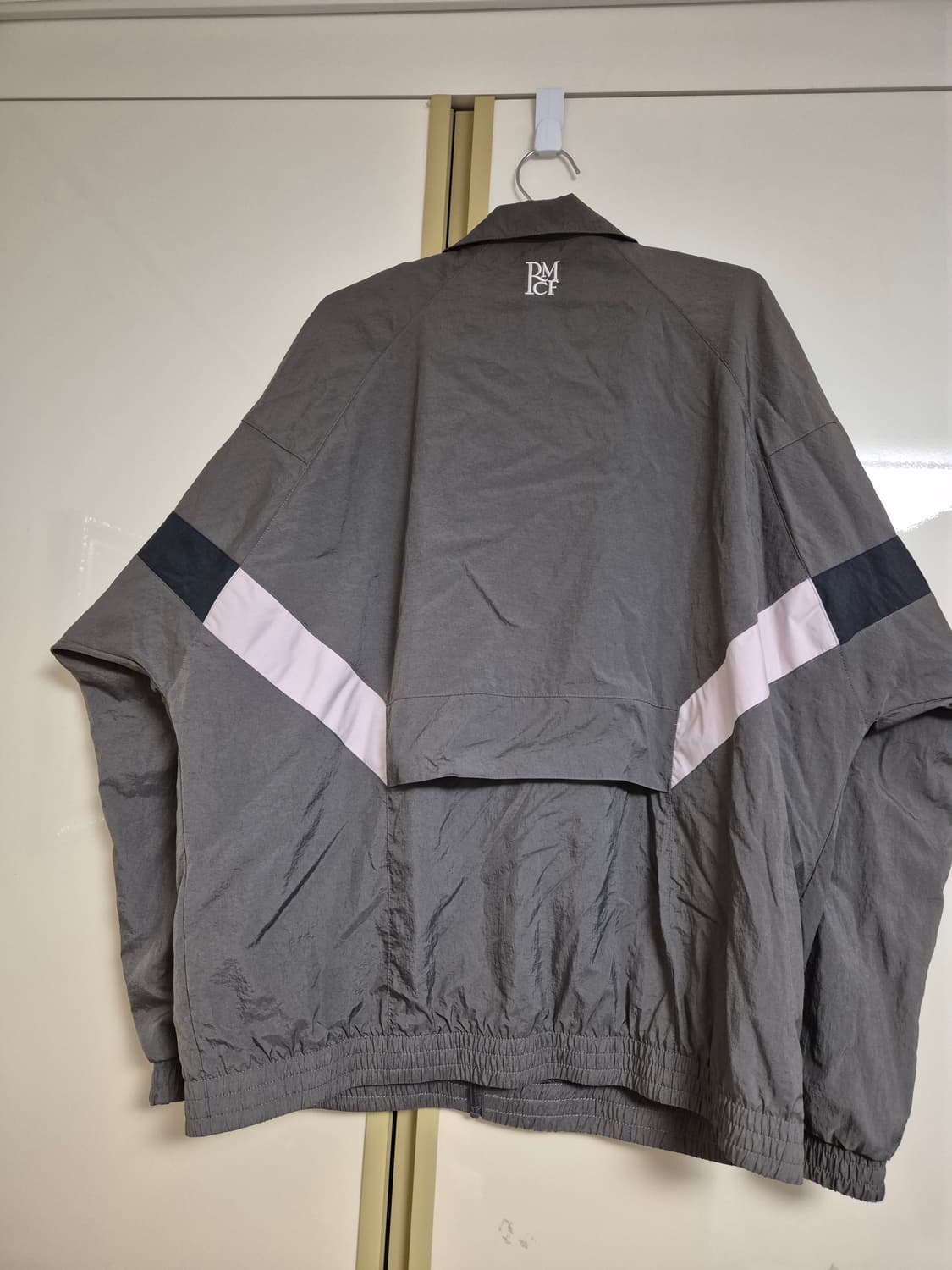 레알마드리드 오리지널스 트랙탑 상품이미지2