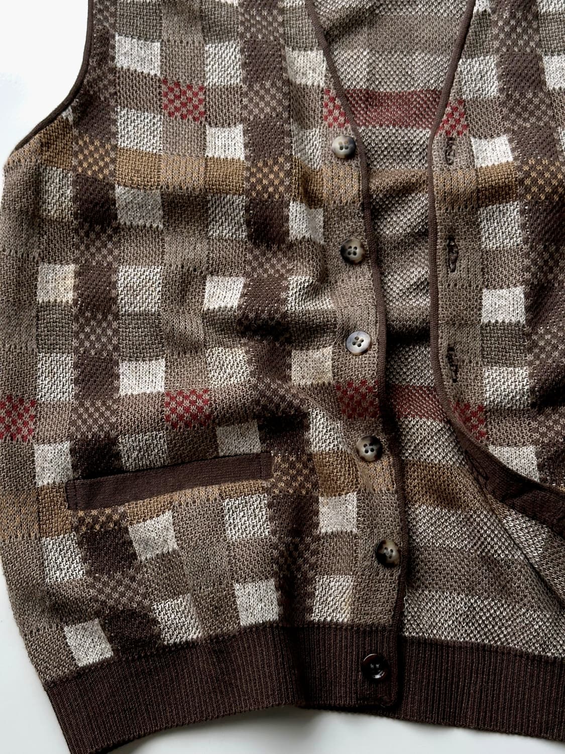 Linen blend square pattern knit vest 상품이미지3