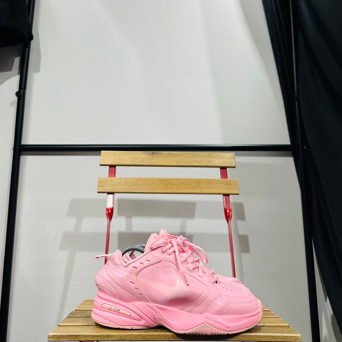 255) 나이키 X 마틴 로즈 운동화 남성 남자 신발 에어모나크 상품이미지1