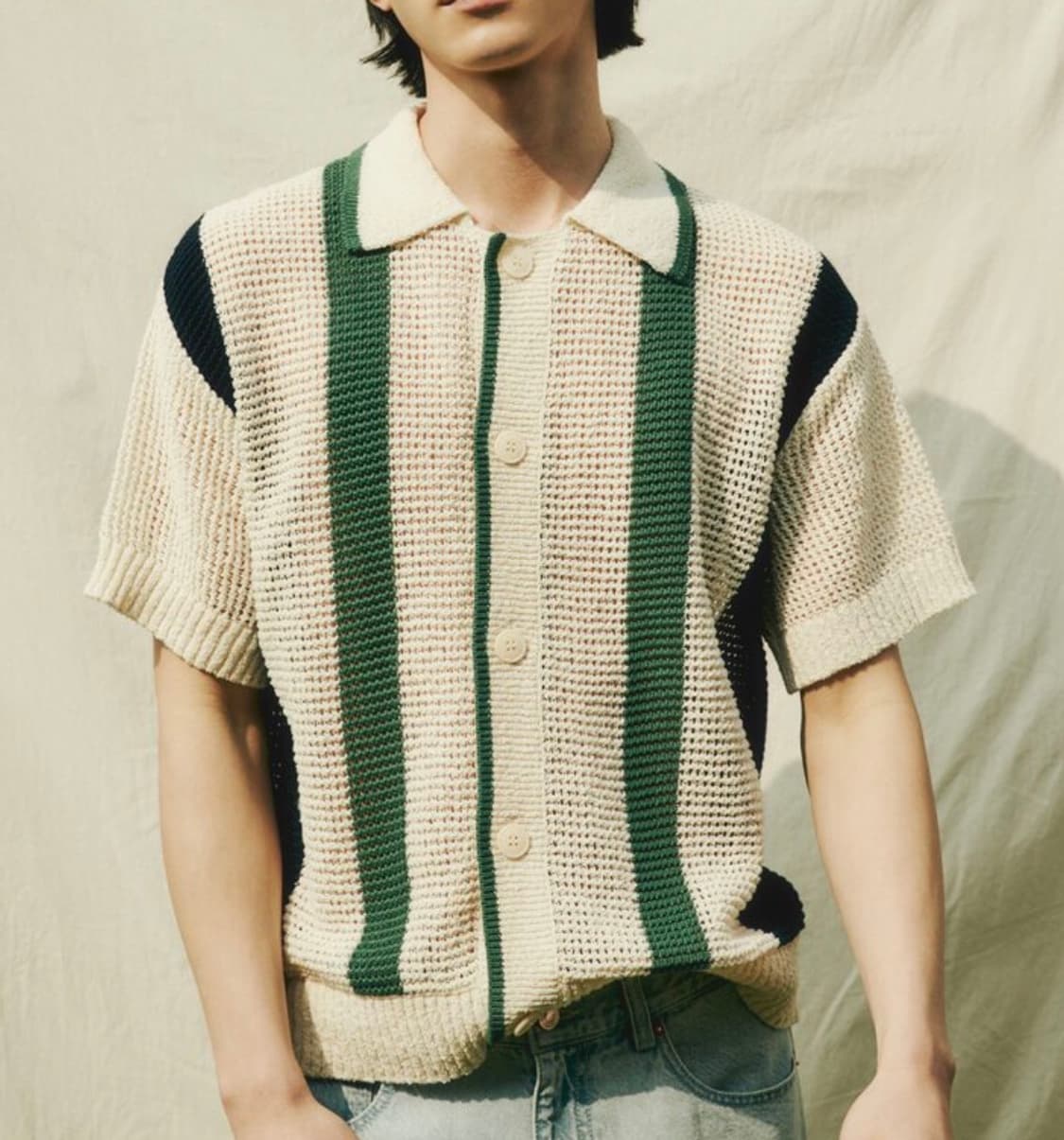 에잇세컨즈 세로 스트라이프 칼라넥 반팔 카디건  상품이미지5