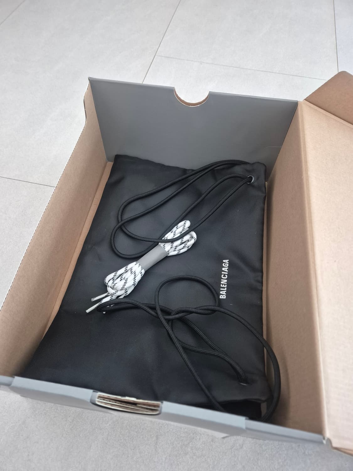 발렌시아가 트리플s 올오버 상품이미지6