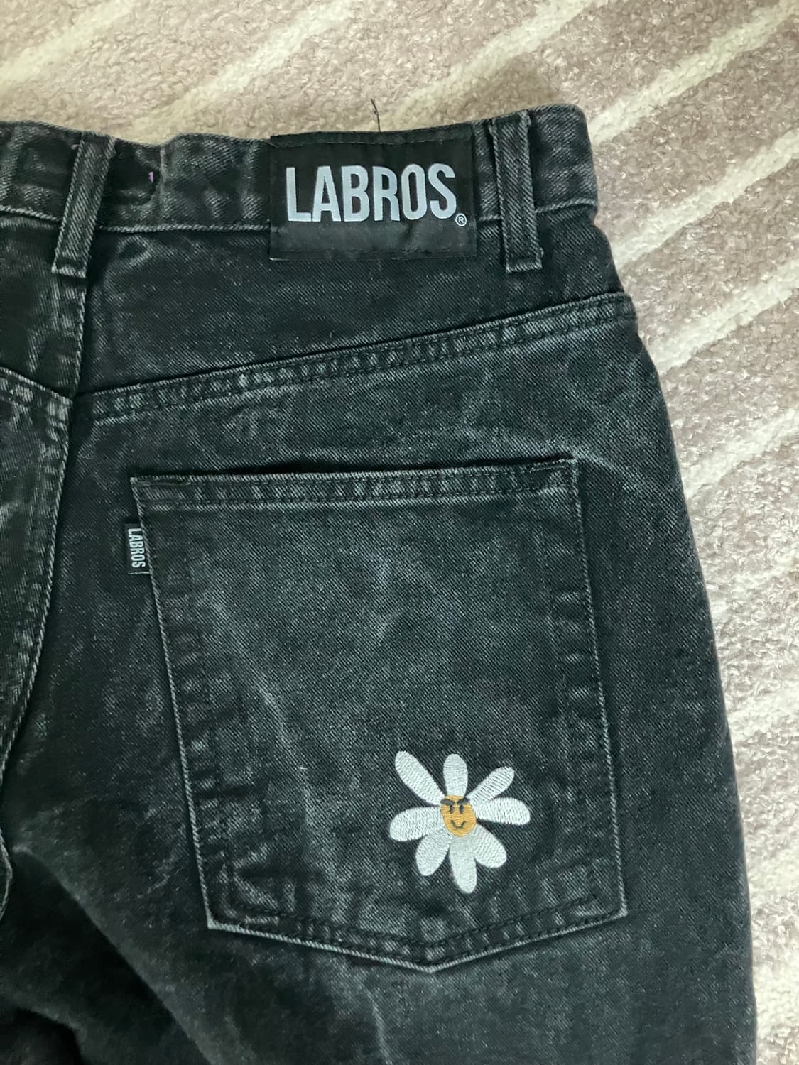 라브로스 데이지 베기진 데님 블랙 청바지 상품이미지5