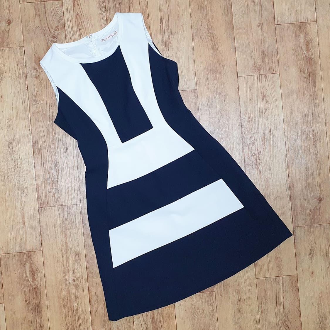 샤틴(SATIN) 투톤 배색원피스 55 상품이미지1