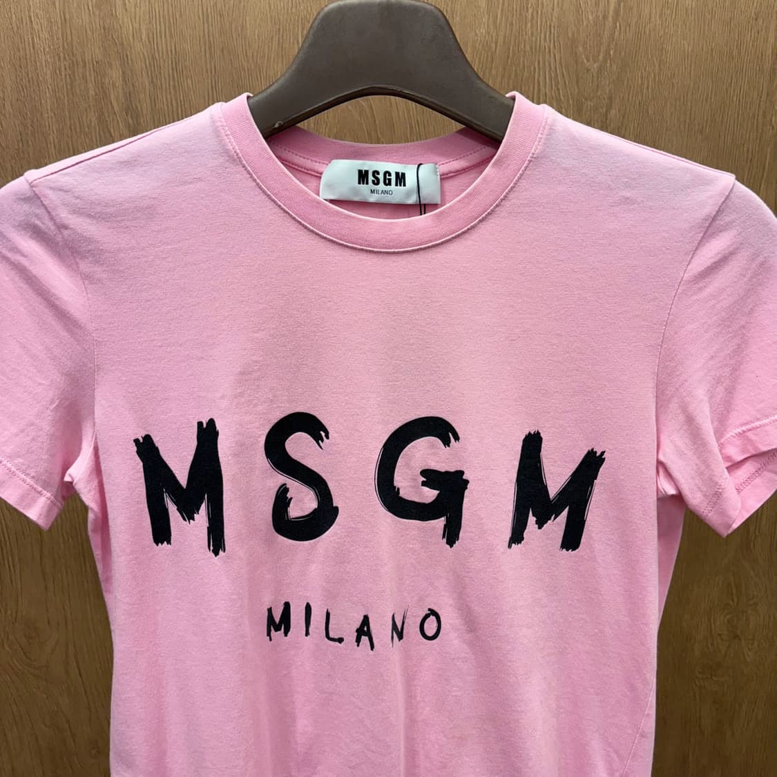 MSGM 라운드넥 반팔 티셔츠 로고 프린팅 디테일 기본핏 핑크 상품이미지4