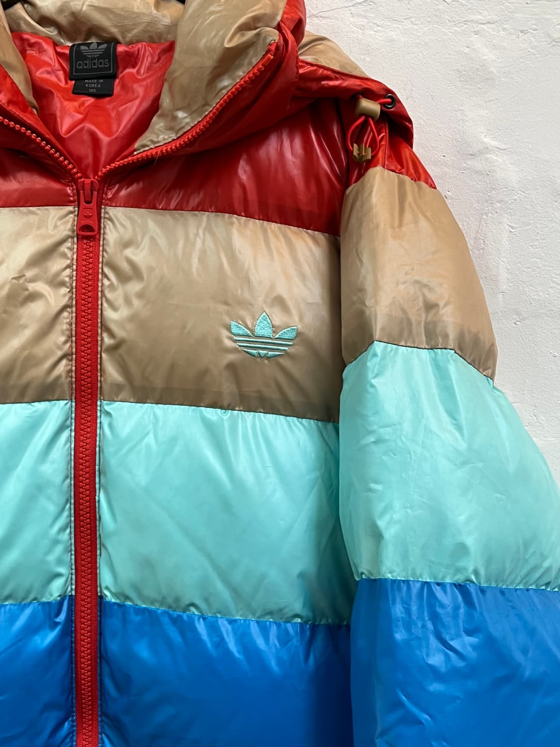 Adidas 트레포일 멀티컬러 덕다운 후드패딩 105 상품이미지3