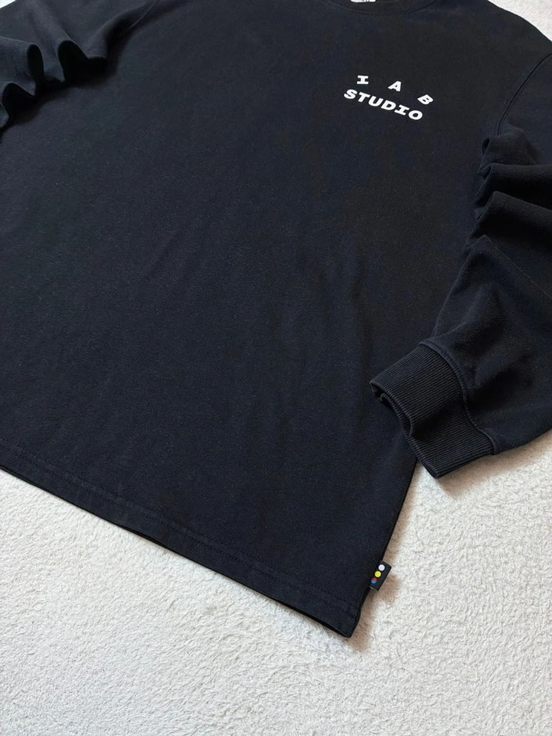 아이앱스튜디오 오버핏 헤비코튼 빅프린팅 맨투맨 PN6936 상품이미지7