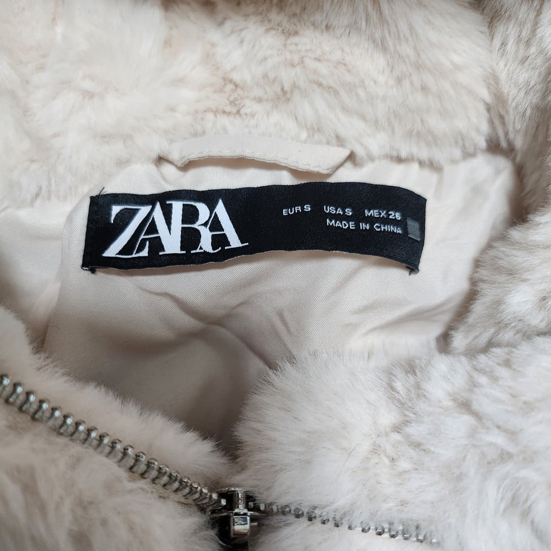 자라 퍼후드집업 상품이미지2