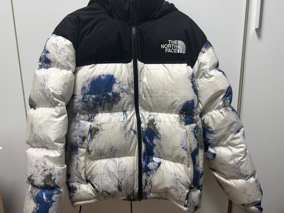 노스페이스 눕시 지구패딩 상품이미지1