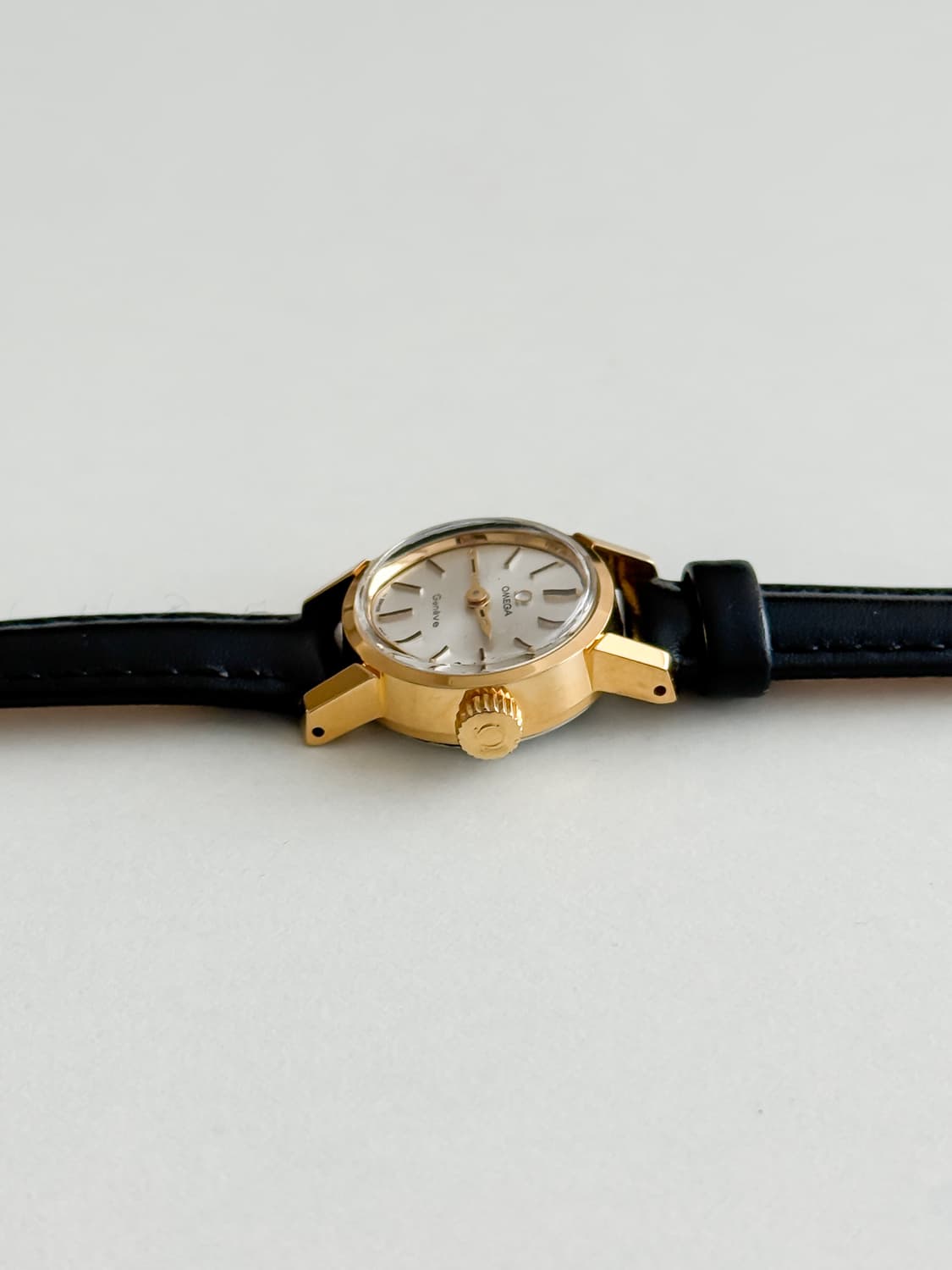 오메가 라운드 수동 시계 상품이미지8