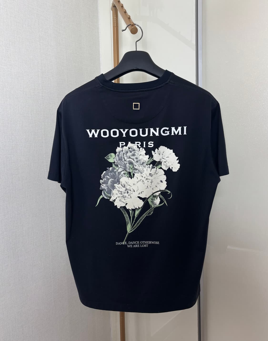 우영미 플라워 반팔 티셔츠 46사이즈 상품이미지1