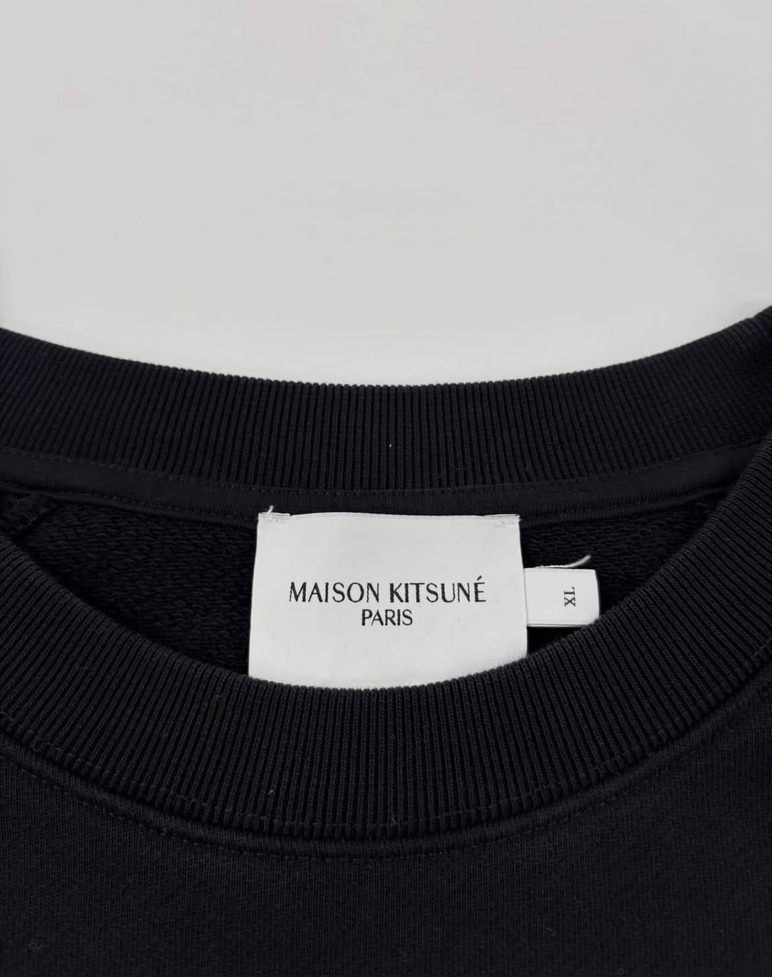  메종키츠네 신형 트리컬러 로고 블랙 맨투맨   상품이미지3