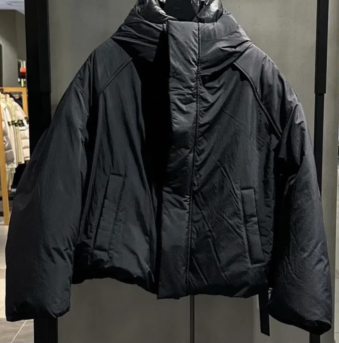 23fw 준지 189 숏 패딩 구스다운 점퍼
46사이즈 상품이미지8