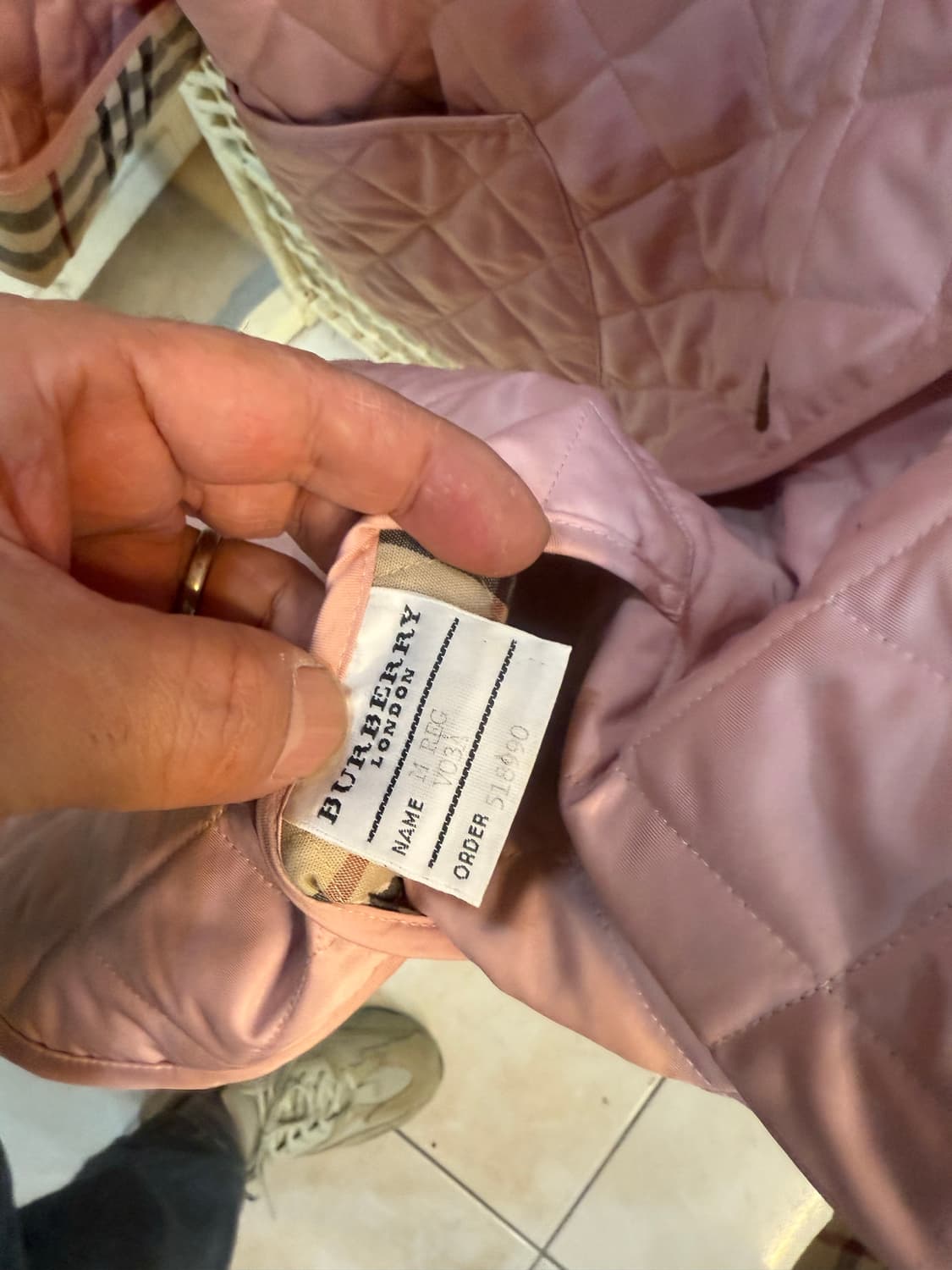 66-77 정품 버버리 누빔자켓 팝니다 상품이미지3