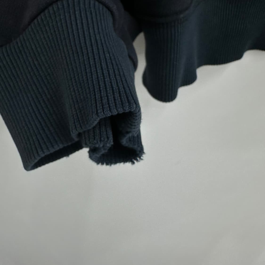 105 아비렉스 USA 남자 루즈핏 맨투맨 상품이미지4