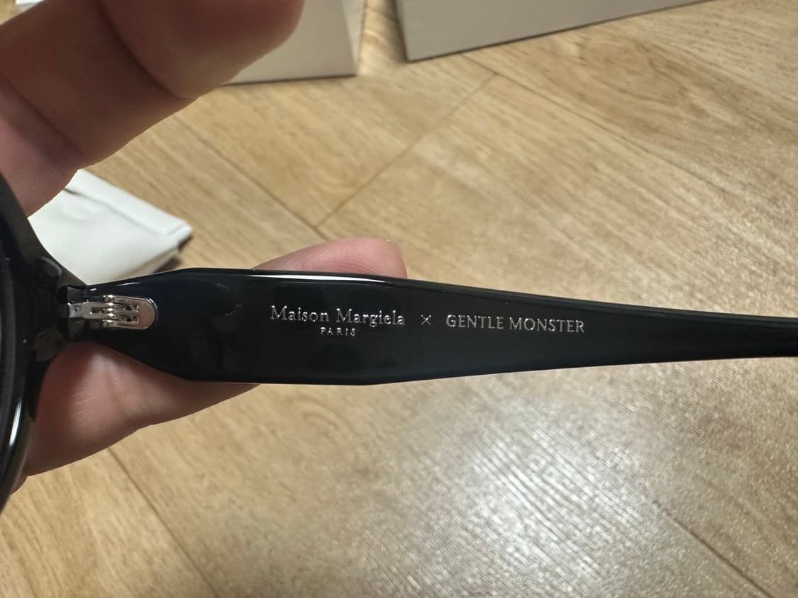 젠틀몬스터 메종마르지엘라 mm113 블랙 클리어 상품이미지8