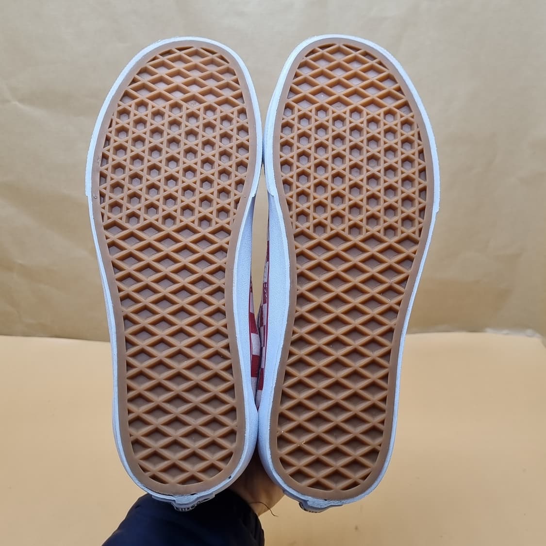 반스 체커보드 여성스니커즈235  상품이미지3