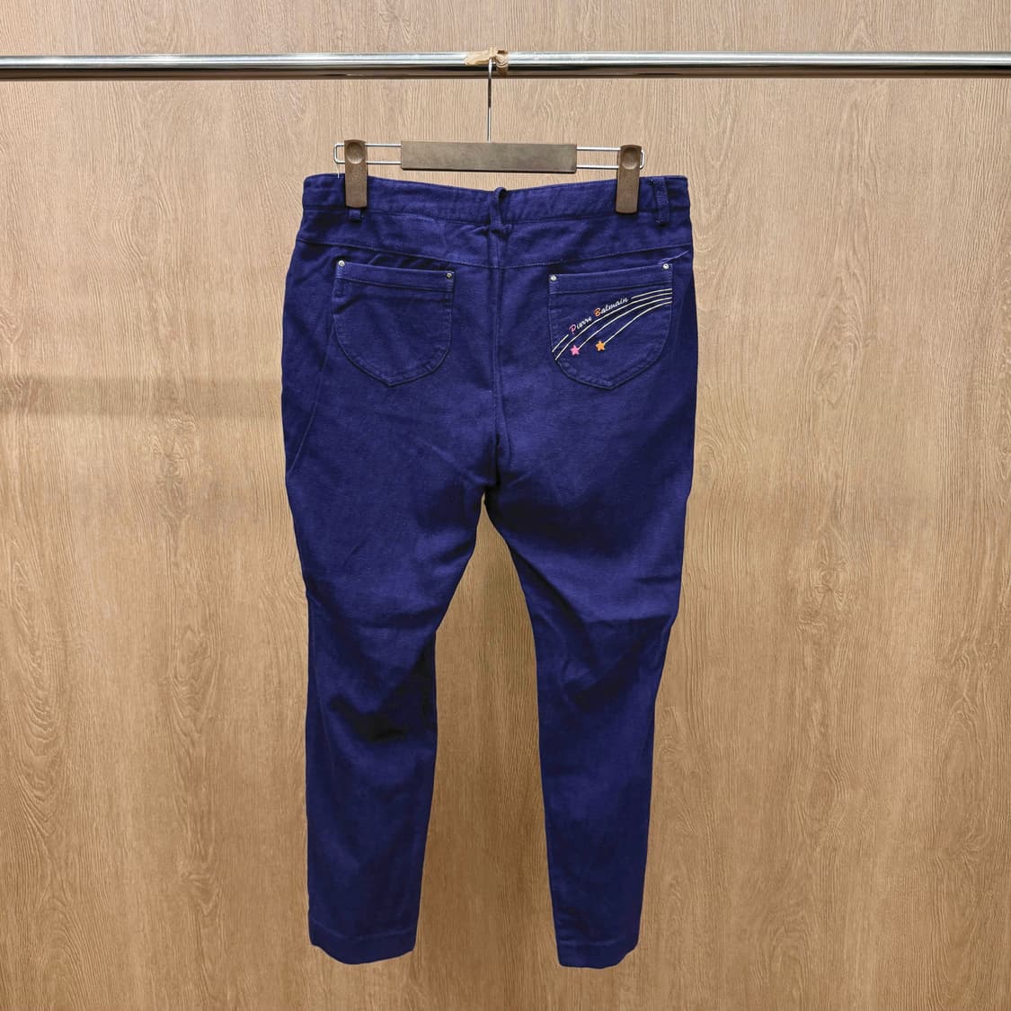 피에르 발망 스트레이트 라인 팬츠 로고 자수 포켓 디테일 퍼플 상품이미지3