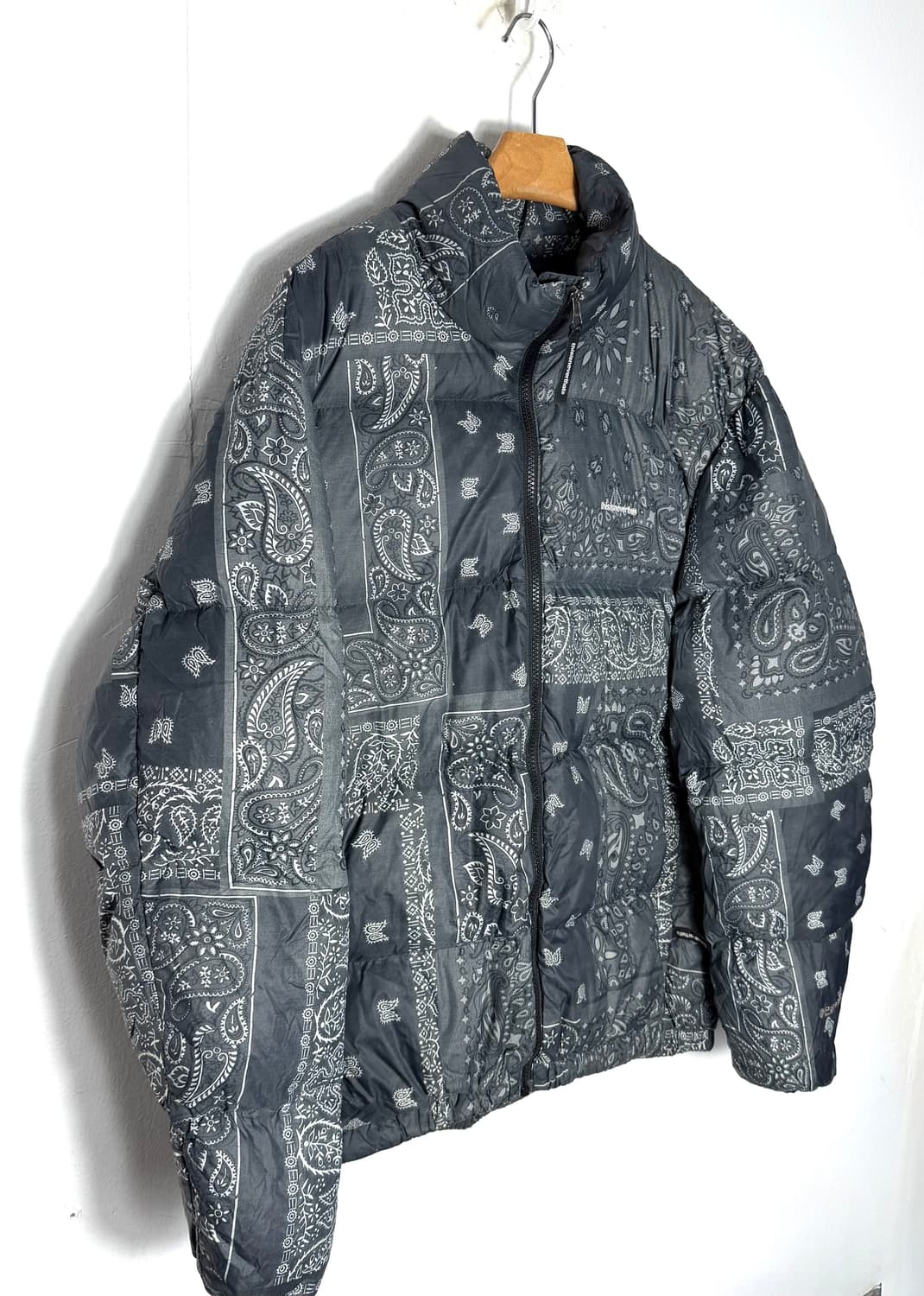 디스이즈네버댓 디네댓 디스이즈네버댓패딩 디네댓패딩 상품이미지1