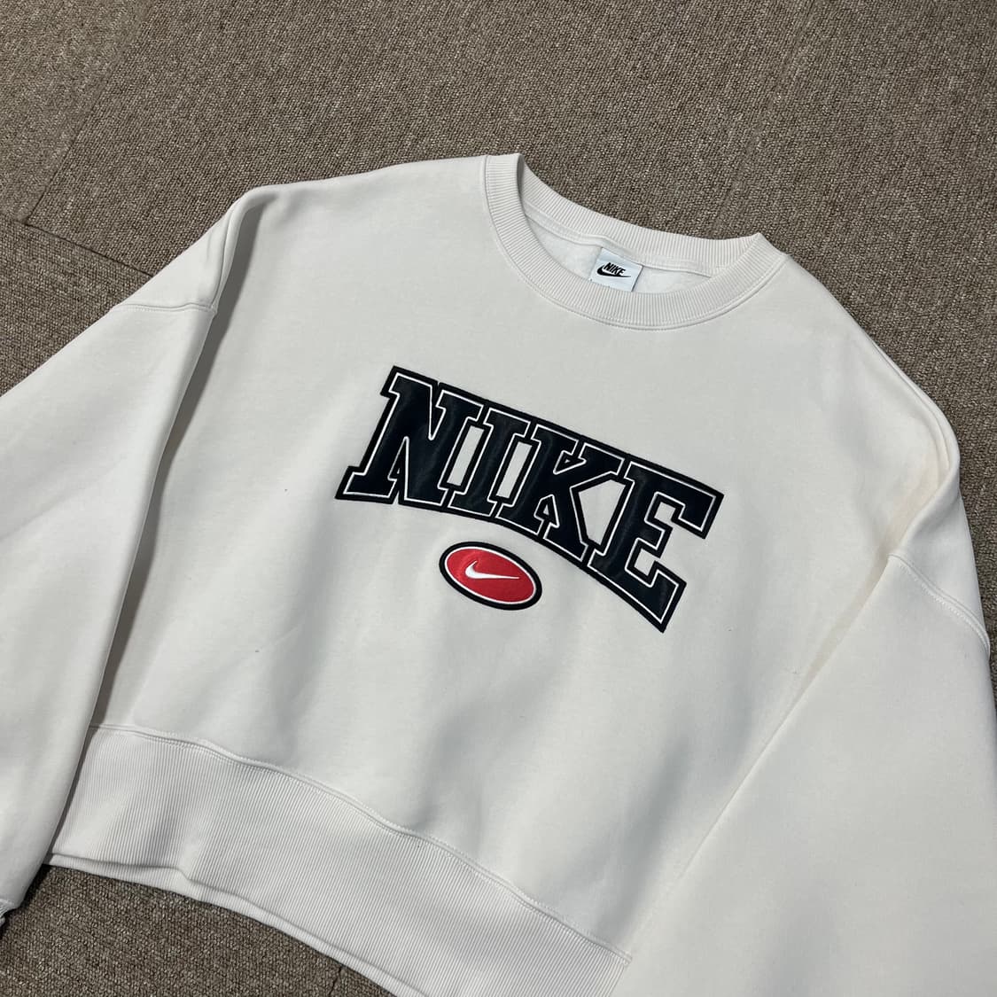 나이키 빅로고 맨투맨 상품이미지3