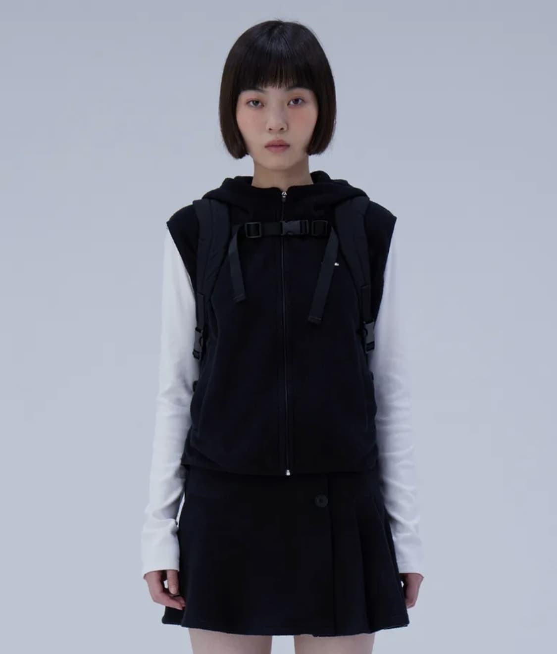 미세키서울 후디 집업 베스트 블랙 상품이미지1