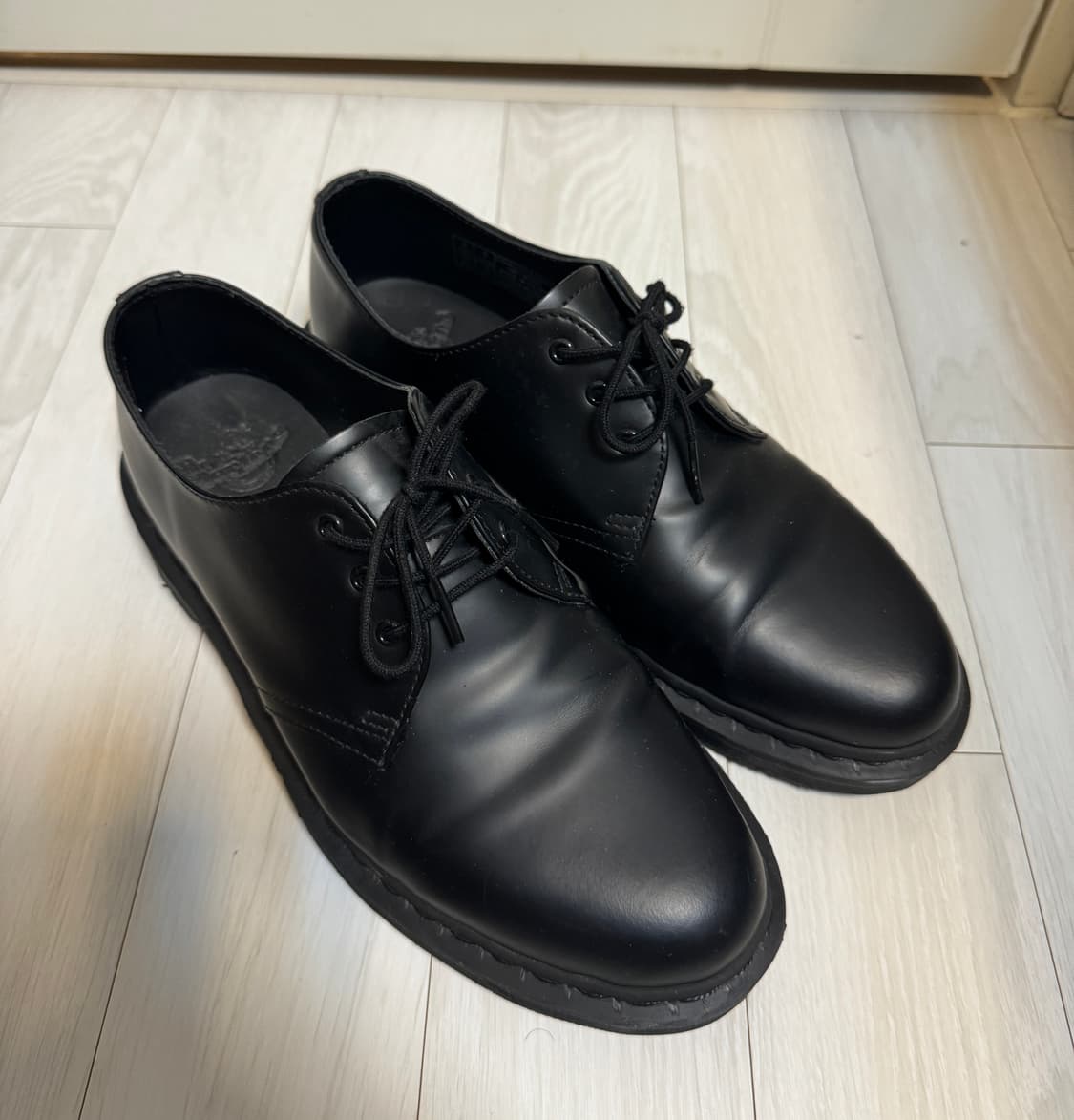 닥터마틴 1461 모노 270사이즈(UK8) 상품이미지1