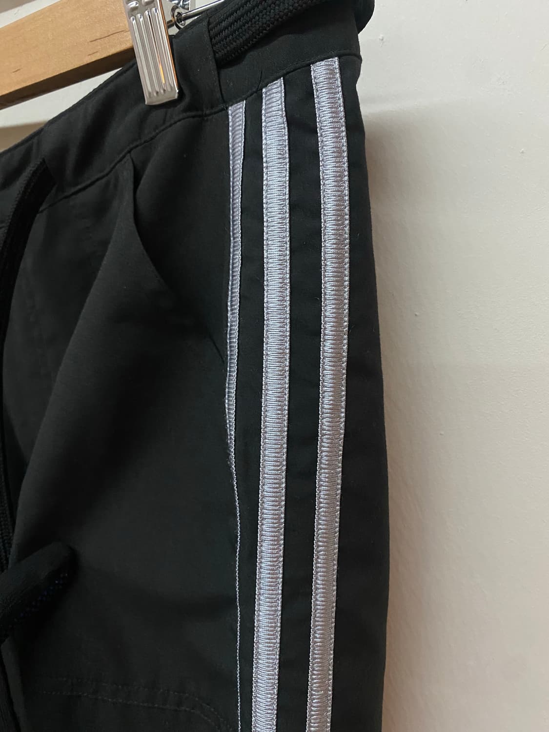 아디다스 블랙 3선 팬츠 L 상품이미지3
