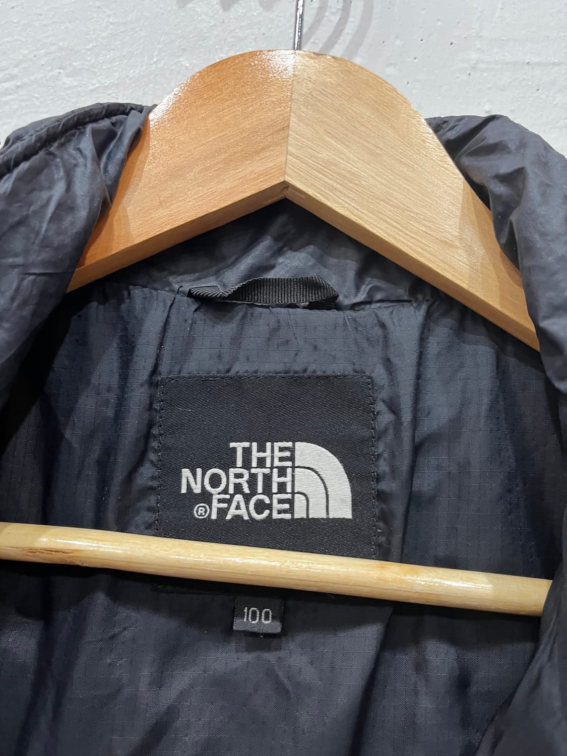 노스페이스 경량패딩 100 상품이미지3