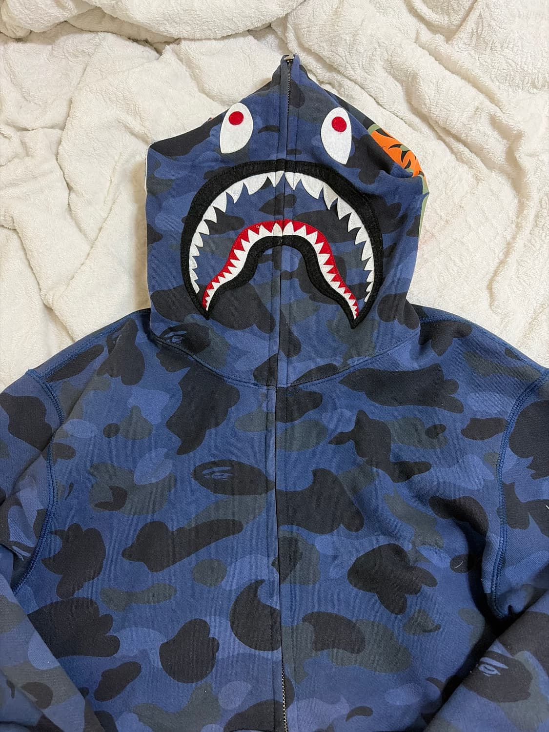 베이프 샤크 후드집업 네이비 S 상품이미지1