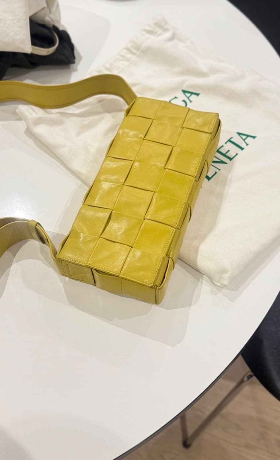 보테가베네타 스트레치카세트백(남녀공용) 상품이미지2