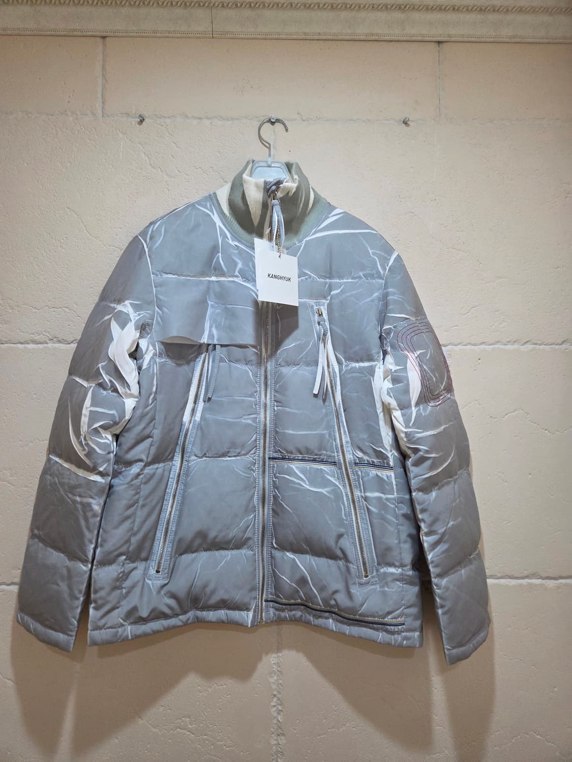 강혁 에어백 구스다운 패딩 M사이즈 새상품 상품이미지1