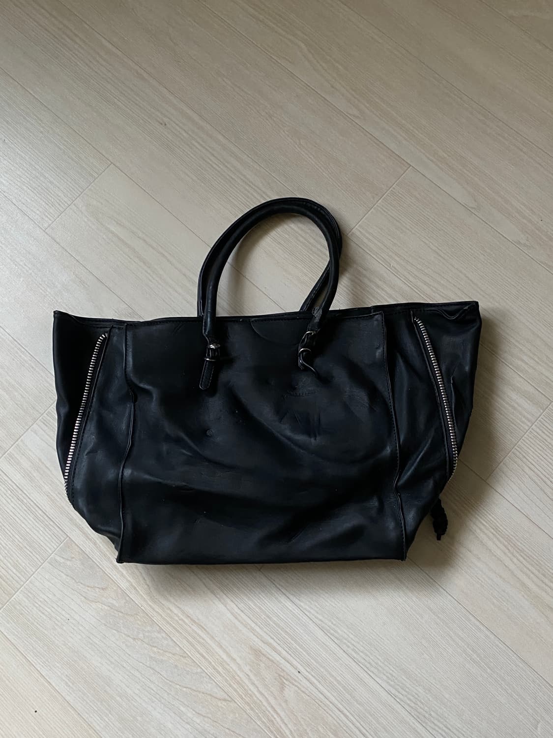 발렌시아가 시티백 상품이미지3