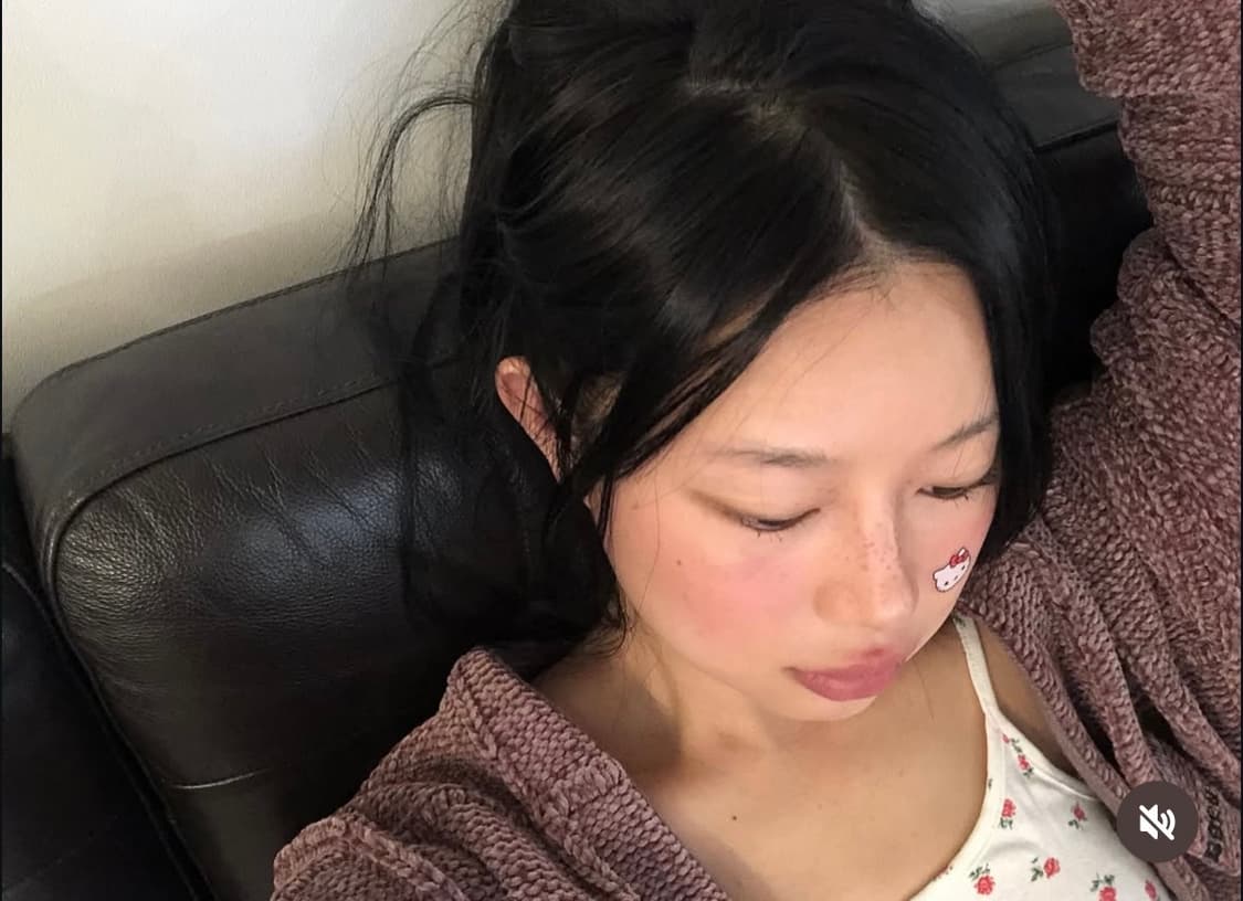 (서지수착용)예스아이씨가디건Grid Knit Cardigan Grape 상품이미지2