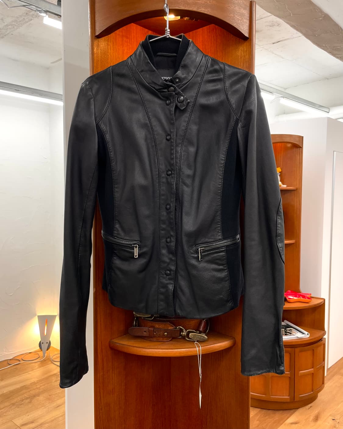 [XS] 엠포리오 아르마니 레더 자켓 상품이미지4