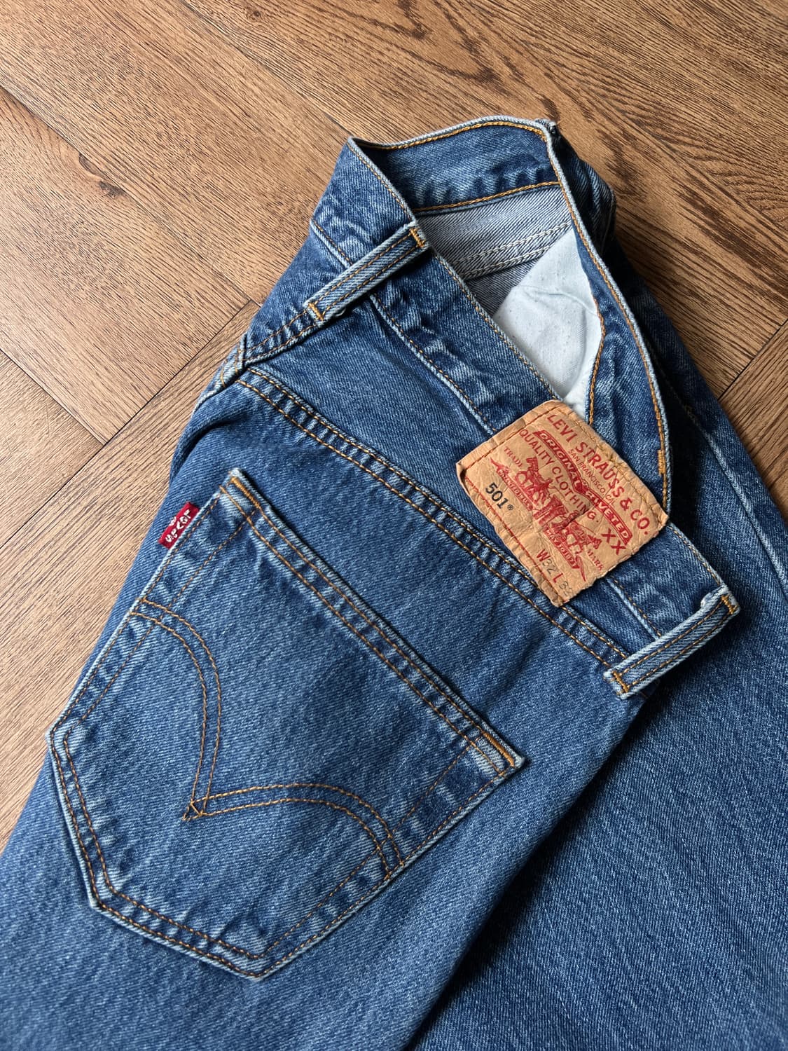 [32]리바이스 유럽 501 빈티지 워싱 스트레이트 데님 팬츠 상품이미지4