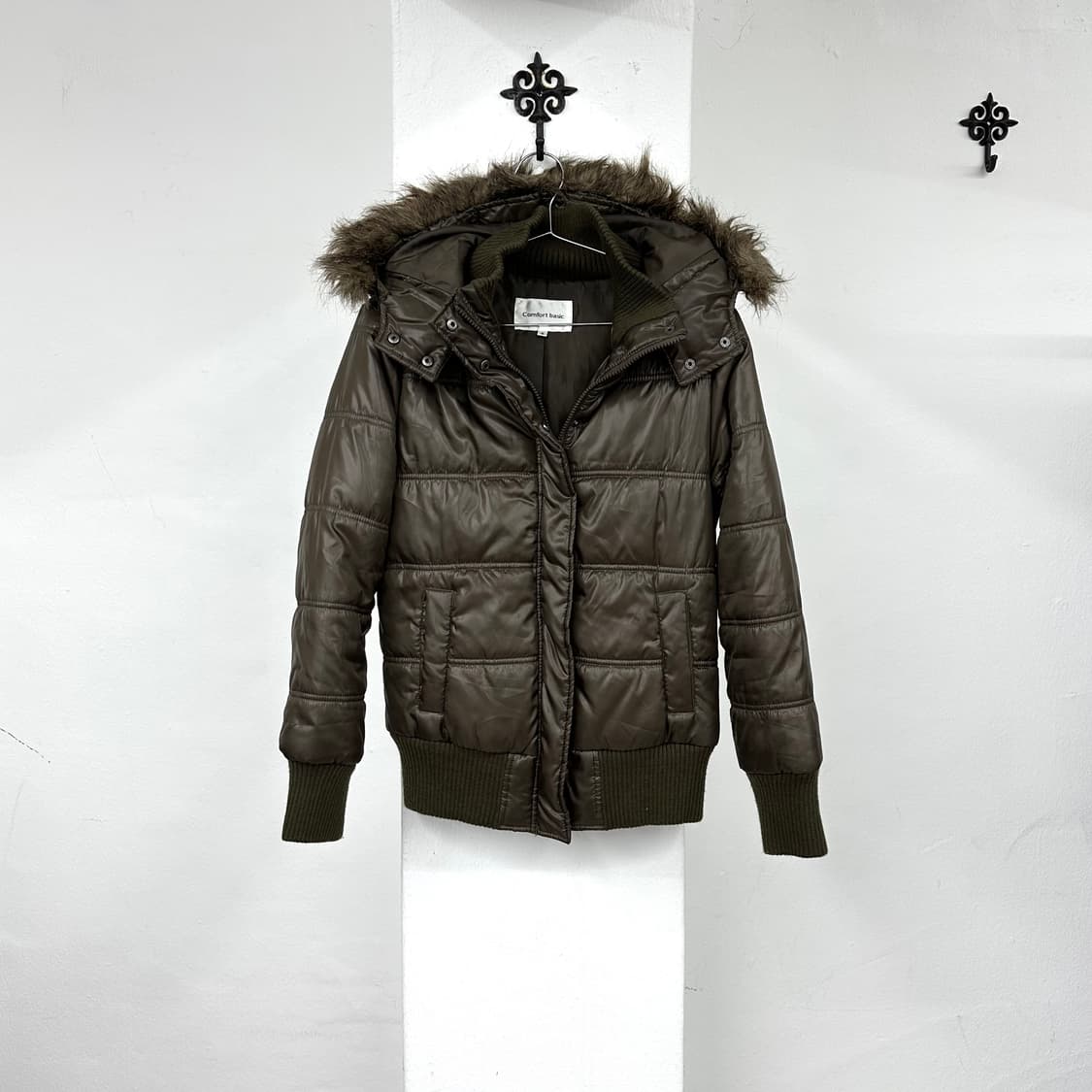 Brown glossy down jacket 상품이미지1
