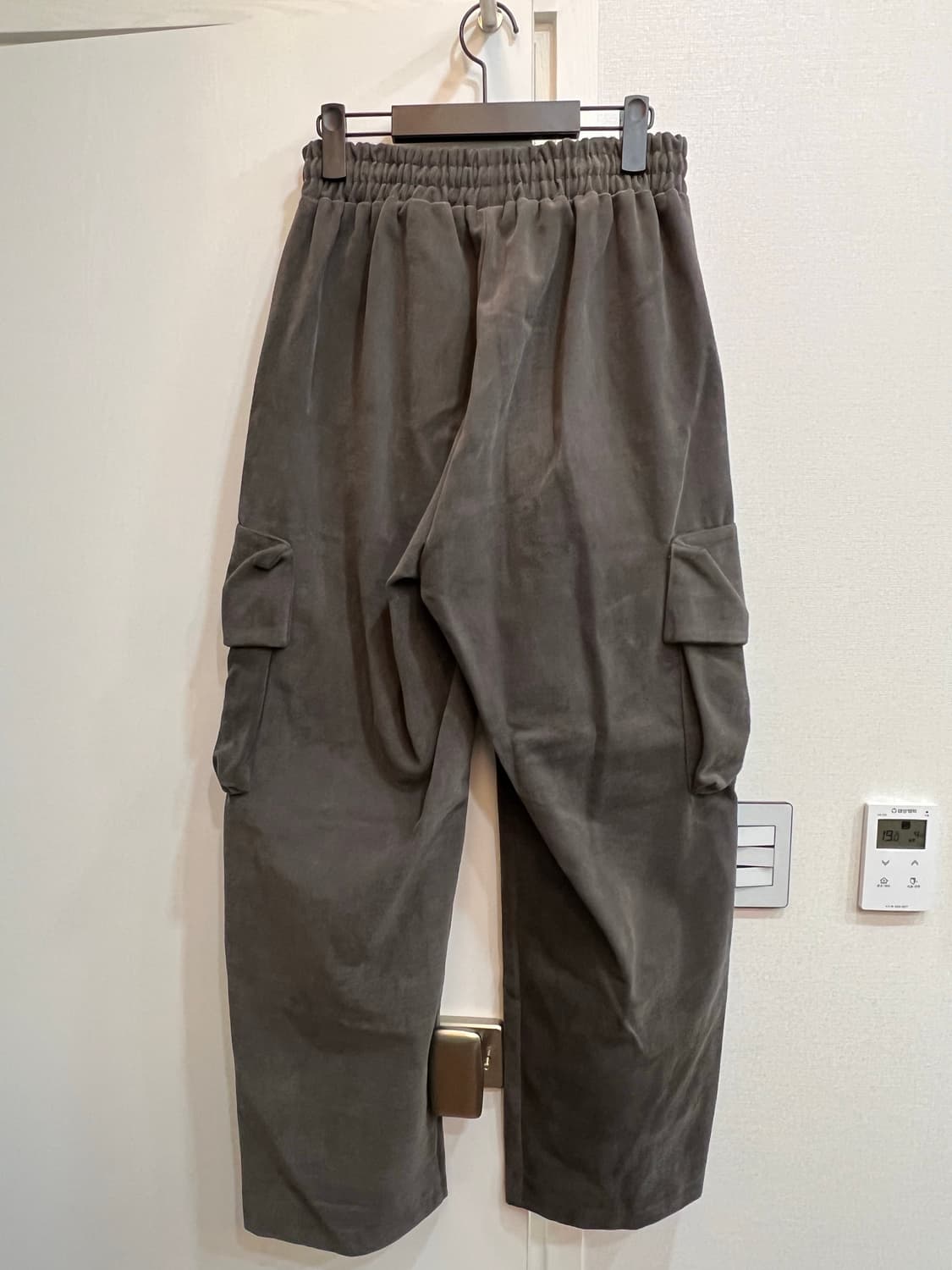 스케이터락 냅핑 코튼 카고 와이드 팬츠  차콜 (F) 상품이미지4