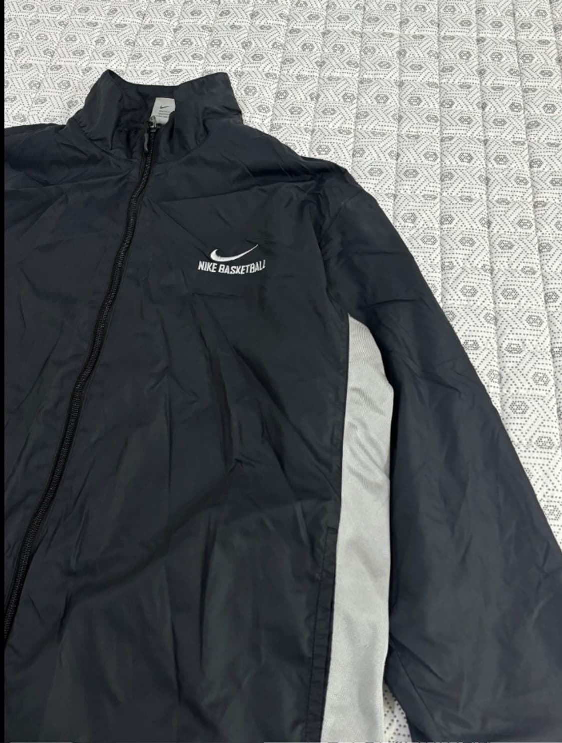 나이키 바람막이 블랙 L 상품이미지2