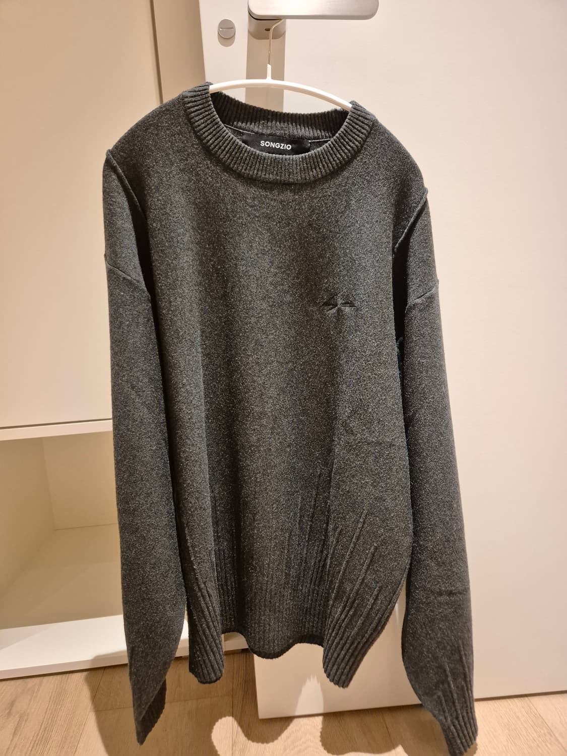 송지오 옴므 그레이 니트 48 사이즈 상품이미지1