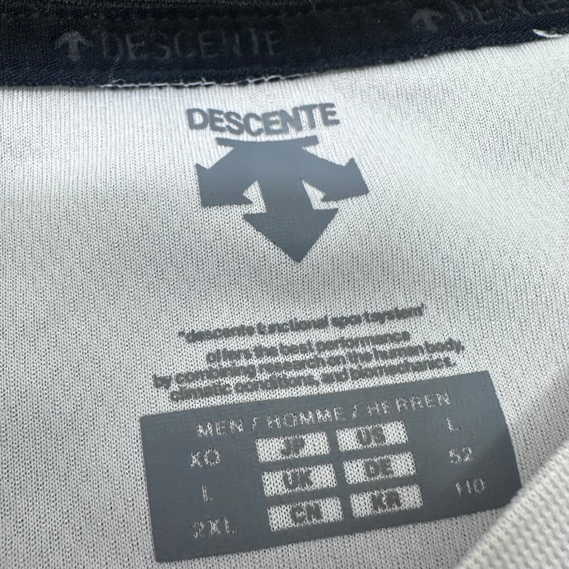 데상트 반팔티셔츠 110(2XL) 상품이미지3
