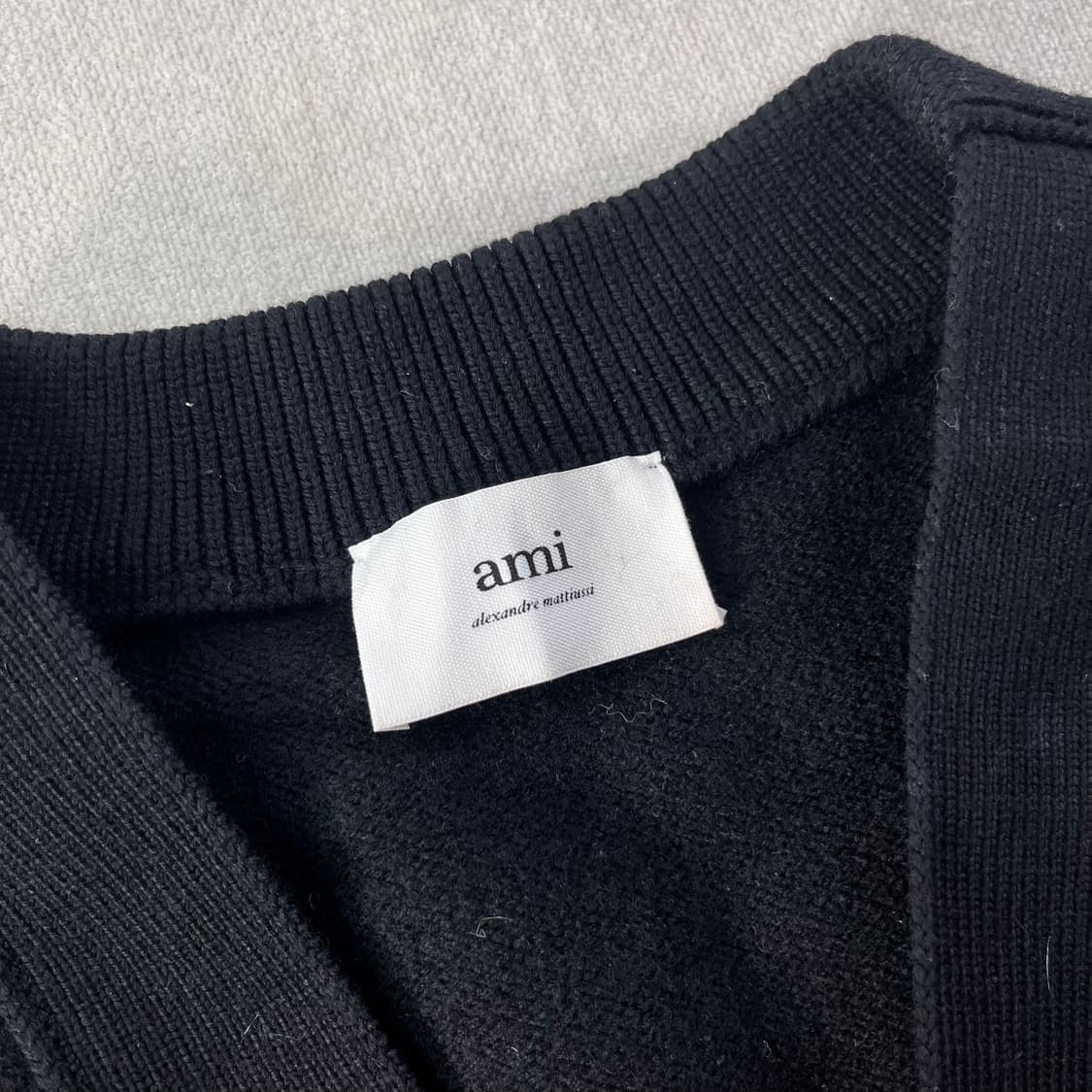 105 아미 빅로고 가디건 상품이미지2