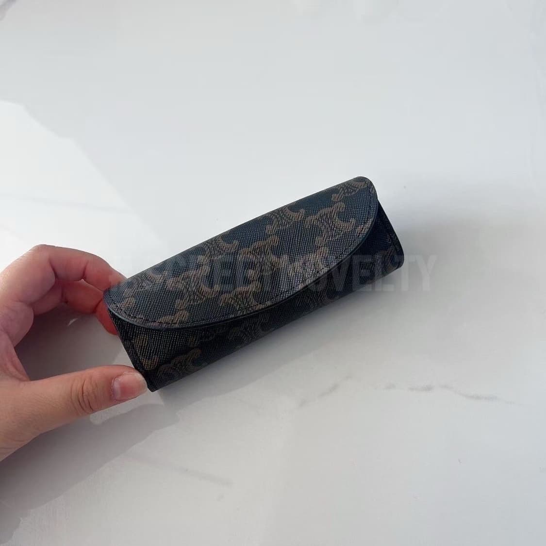  셀린느 트리옹페 쥬얼리 케이스 브라운 상품이미지2